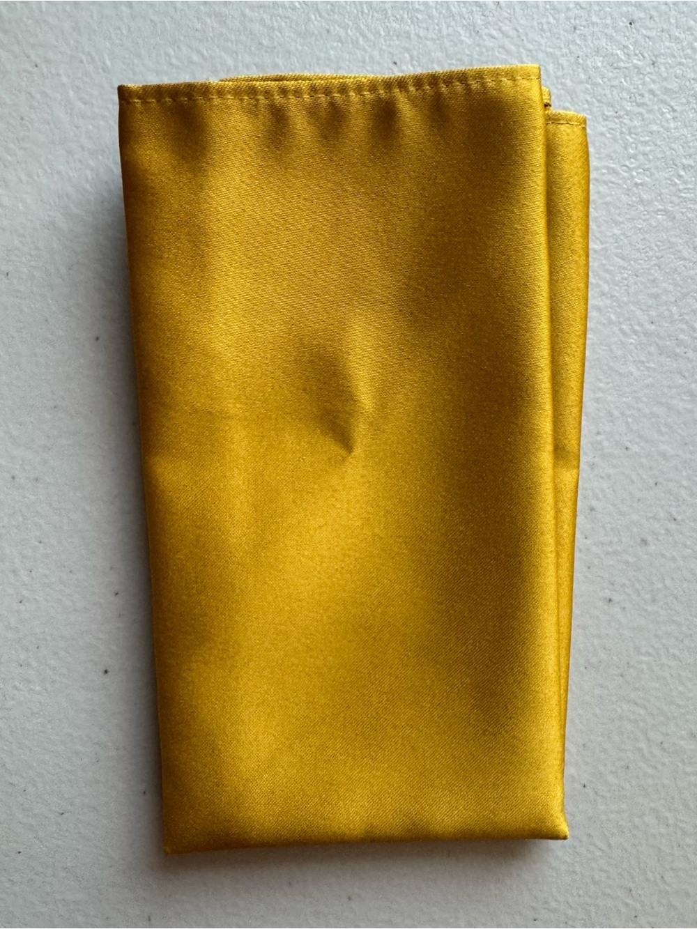 Men’s Dijon Yellow Pocket Square. Jacob Alexander. 11in by 11.5in. Gently Used